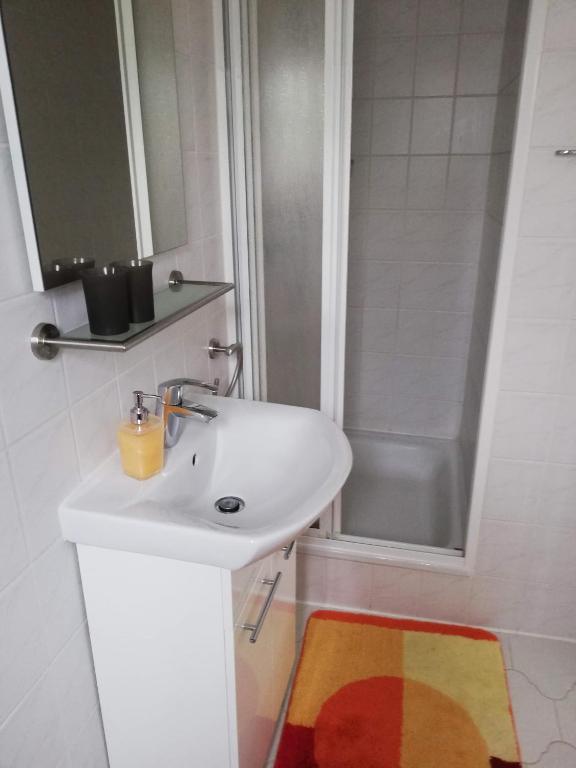 Ferienwohnung Tensfeldt room 6